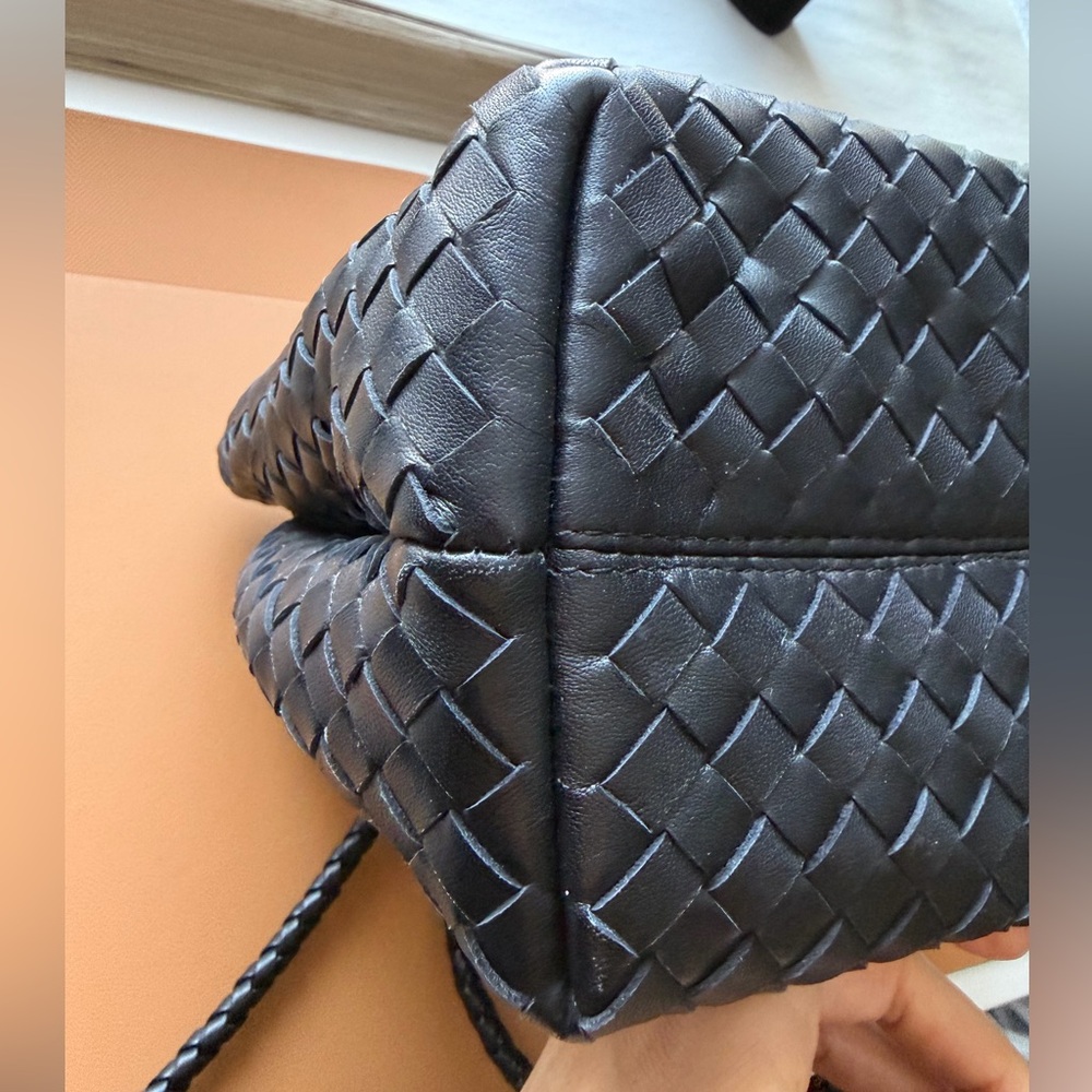 Quince Italian Leather Handwoven Satchel in black - Picture 6 of 16